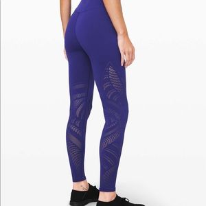 Lululemon Reveal Tight size 6